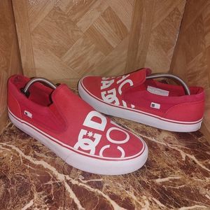 DC Men's slip-on fashion casual red shoes sneaker size 11.      668